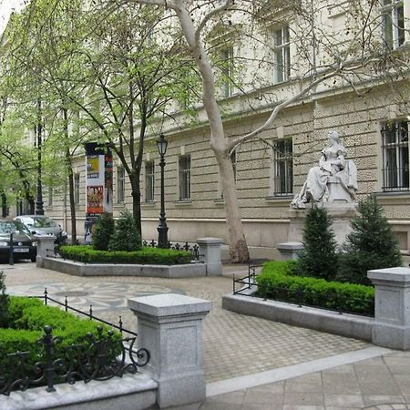 Romantic Hideaway Centertown Budapest Exterior photo